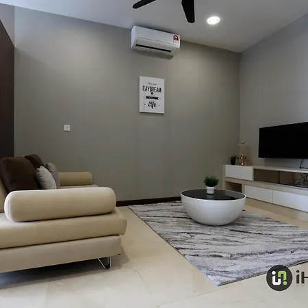 Silverscape Deluxe Melaka By I Housing Exterior photo