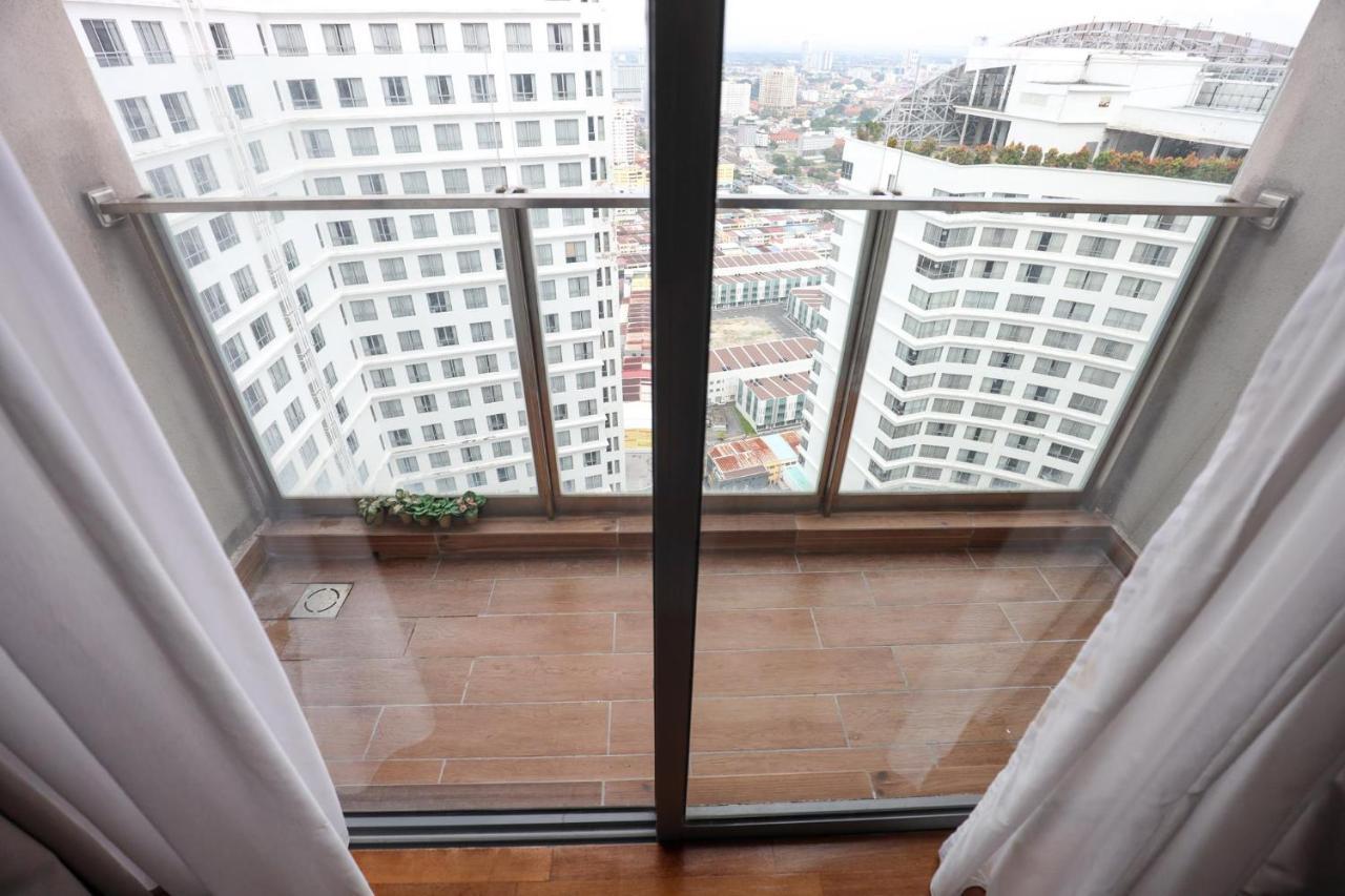 Silverscape Deluxe By I Housing Apartment *