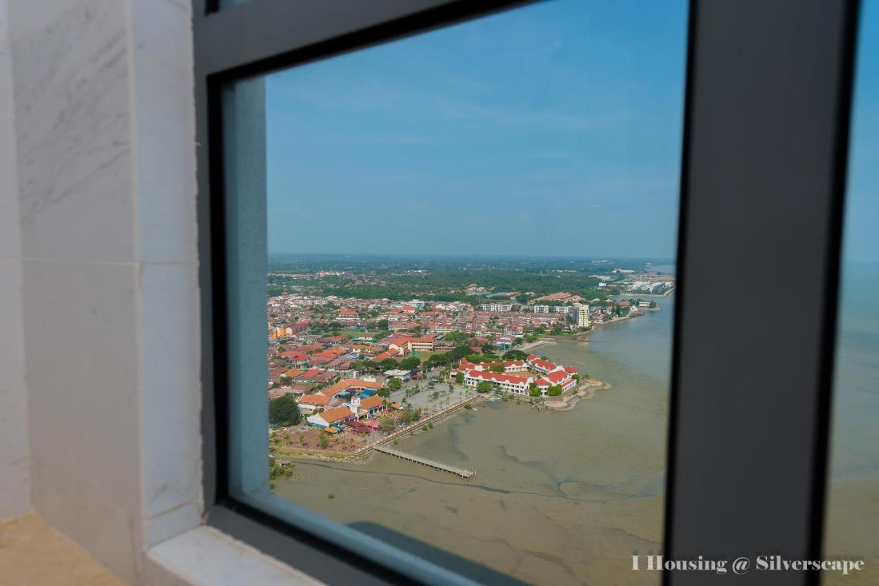 Apartment Silverscape Deluxe By I Housing